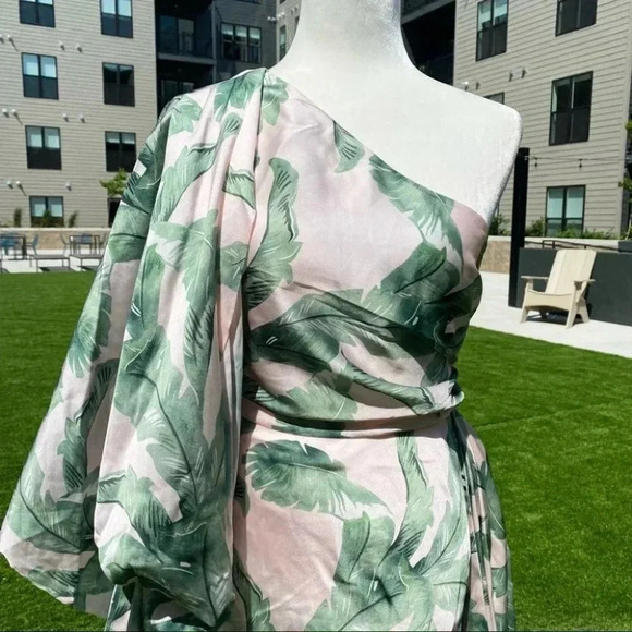 Significant Other Caspian One Shoulder Maxi Dress Tropical Leaf Size 2 - Picture 6 of 16